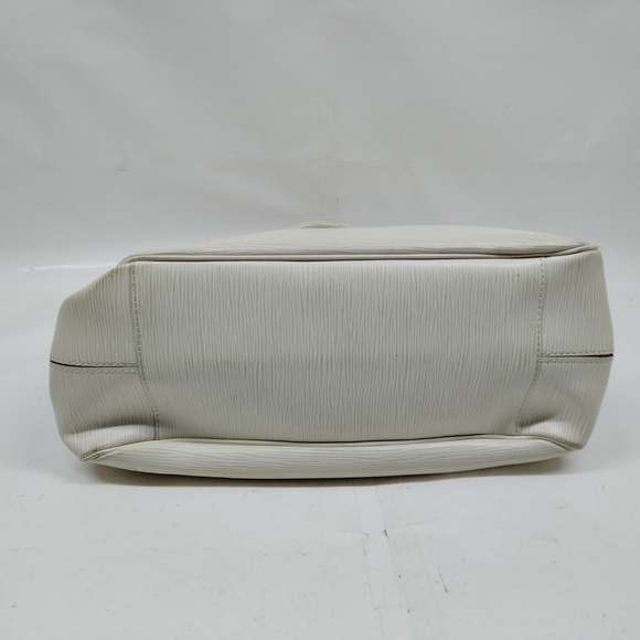 Louis Vuitton Tote Passi GM - Picture 5 of 9